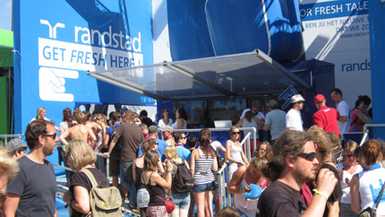 Randstad's Hands Up for Fresh Talent